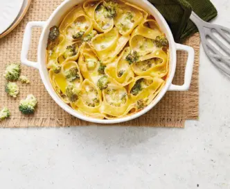 Lumaconi con besciamella alla soia e broccoletti